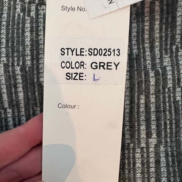 Papillon NEW Textured Liner Print Sweater Dress Grey Size Large - Picture 13 of 15